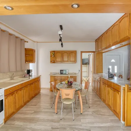 Azure Seaside Living - Lambi דירה העיירה קוס