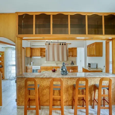 דירה Azure Seaside Living - Lambi העיירה קוס